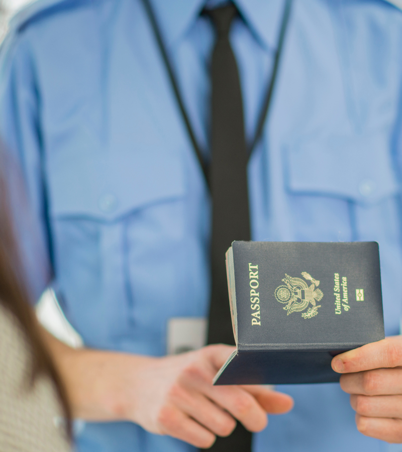 De-Escalation For customs and immigration officers Australia
